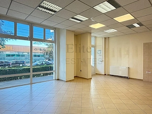 Spatiu comercial de inchiriat Piata Decebal Oradea - imagine 2