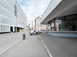 Spatiu comercial 268 mp Piata Cetatii | Vitrina mare | Parcare - imagine 2