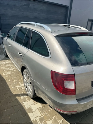 vand skoda superb 2 model 2012 - imagine 5