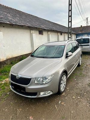 vand skoda superb 2 model 2012 - imagine 9