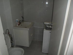 Proprietar - vand apartament cu 2 camere - imagine 2
