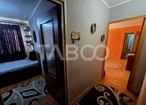 Apartament 3 camere semidecomandat etaj 3 zona 13 Decembrie 50 mpu - imagine 7