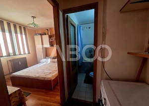 Apartament 3 camere semidecomandat etaj 3 zona 13 Decembrie 50 mpu - imagine 6