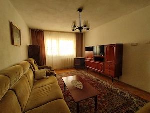 Inchiriez apartament 3 camere cartier Strand etajul 1, la 15 minute de Universitate. - imagine 5