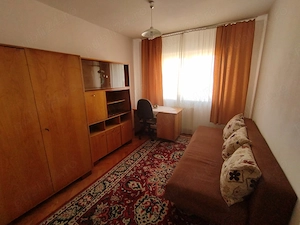Inchiriez apartament 3 camere cartier Strand etajul 1, la 15 minute de Universitate. - imagine 8
