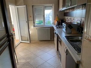 Apartament 3 camere, 82 mp, zona 1 Mai - imagine 6