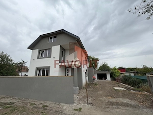 Individuala | Parter + Etaj + Pod | Asfalt | Toate utilitatile | Garaj