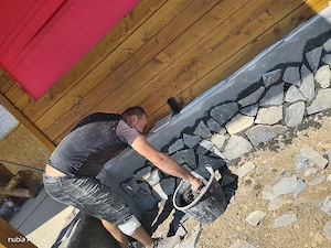 vând piatră și montez