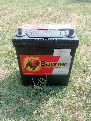 Baterie 12v aproape Nouă 
