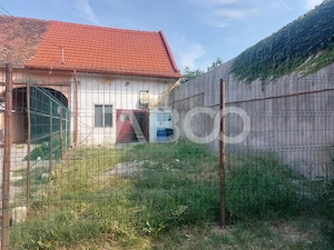 Comision 0% Apartament 63 mpu la curte cu pivnita si gradina Cisnadie - imagine 2