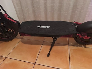 vand trotineta noua 