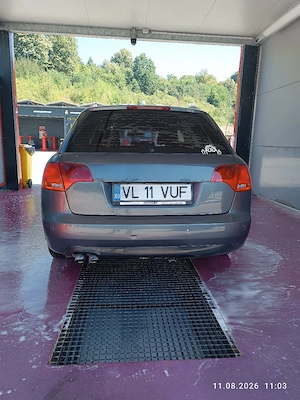 Audi A4...