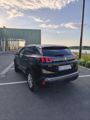 Vand Peugeot 3008, an 2018, 1.2 Benzina, 131Cp, km131000, distributie schimbata la 120000 - imagine 4