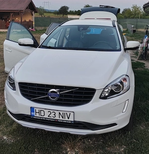 Volvo XC60 D4 Inscription   2016 | 2.0 Diesel | 190 CP | Automată | Euro 6 - imagine 3