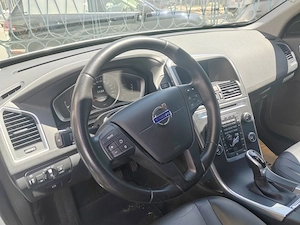 Volvo XC60 D4 Inscription   2016 | 2.0 Diesel | 190 CP | Automată | Euro 6 - imagine 2