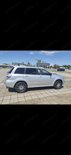 mitsubishi outlander 2.0 Turbo - imagine 3