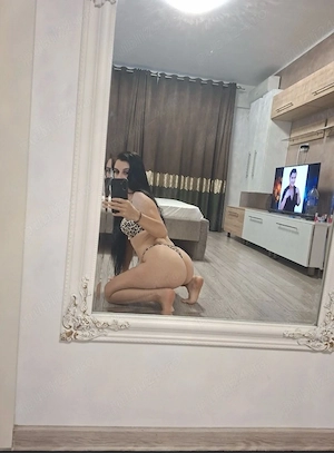 Câteva zile în orășelul tău am locație fac și deplasări 