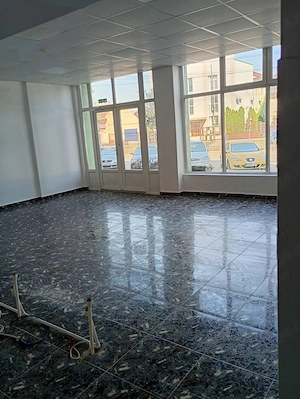 Spatiu comercial  SAD 110 mp.str.Ion Barac-Dambovita