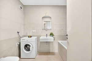 Studio modern | Kasper Coresi | Parcare & boxă - imagine 13