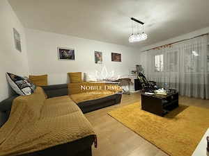 Apartament cu 3 camere de vanzare - 2 balcoane - zona Bucovinei - imagine 2