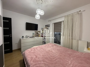 Apartament cu 3 camere de vanzare - 2 balcoane - zona Bucovinei - imagine 14