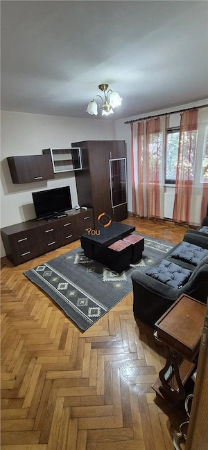 Apartament cu 3 camere la parter zona Complexul Studentesc