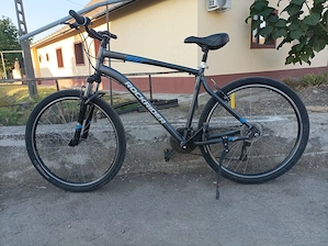 Vînd bicicletee