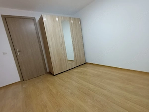 Apartament spatios in zona centrala - imagine 7