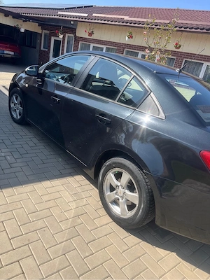 Chevrolet Cruze 1.8 - imagine 5