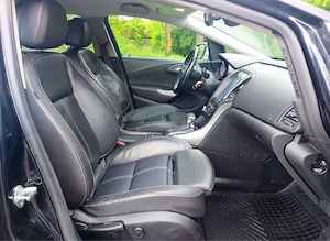 opel Astra j 2.0 Diessel Automata 165cp .piele , navi , camera - imagine 4