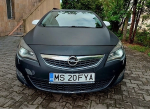 opel Astra j 2.0 Diessel Automata 165cp .piele , navi , camera - imagine 3