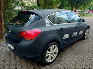 opel Astra j 2.0 Diessel Automata 165cp .piele , navi , camera - imagine 7