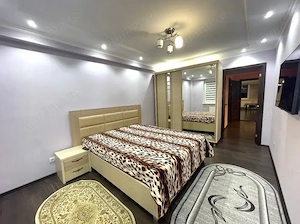 De vanzare apartament cu 3 camere zona Sagului - imagine 2