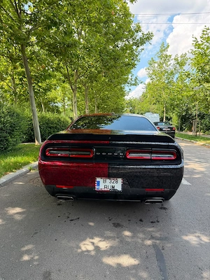 Dodge Challenger - imagine 5