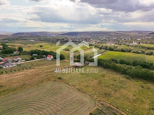Teren cu priveliște | 1.900 mp și front 32 m – Jucu de Sus - imagine 3