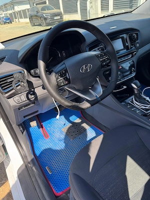 hyundai ioniq  - imagine 10