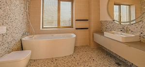 Vila exclusivistă, prima închiriere, GreenLake - imagine 19