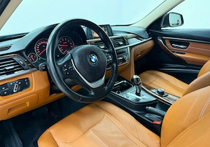 BMW Seria 3 320i Aut. Luxury Line - imagine 9