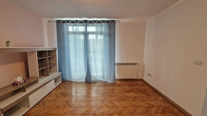 Apartament 2 camere-etaj 3-zona Centrala - imagine 2