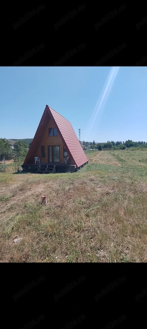Vând Cabană A-frame , teren 3000 mp intravilan  - imagine 2
