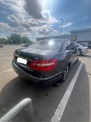 Mercedes Benz E220 Avantgarde - imagine 3
