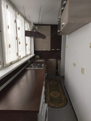 Închiriere apartament 3 camere, strada Stefan cel Mare, potrivit pentru o familie! - imagine 8