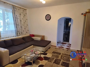 ID 3676 Apartament 3 camere de vanzare - Strada I.L.Caragiale - imagine 2