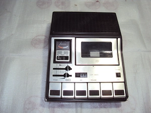 casetofon vechi de colectie GRUNDIG CR 485