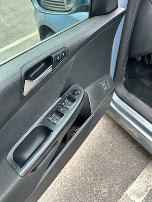  VW Passat B6   2010  - imagine 4