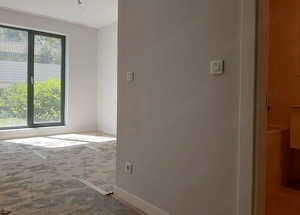 APARTAMENT PREMIUM CU 5 CAMERE ȘI GRĂDINĂ PRIVATĂ DE 160 MP - imagine 15
