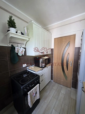 Apartament 3 camere | Gheorghe Lazăr | 61 mp | Renovat recent | Complet mobilat și utilat - imagine 3