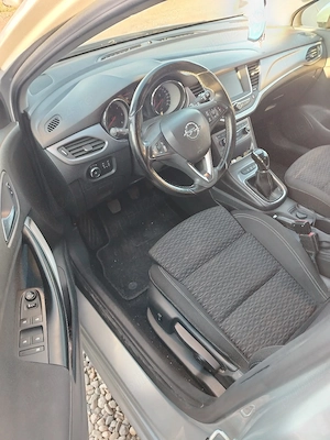 Vând opel astra k