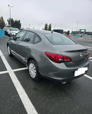 Opel Astra j 2019 benzină,64000 km.7900 euro 