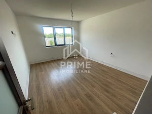 CASĂ SEMIFINISATĂ | 200 MP UTILI | 500 MP TEREN | ZONA BĂRĂBANȚ - imagine 4